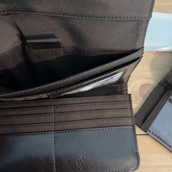 Nine West Khaki Espresso Norfolk NWT Wallet - Picture 10 of 15